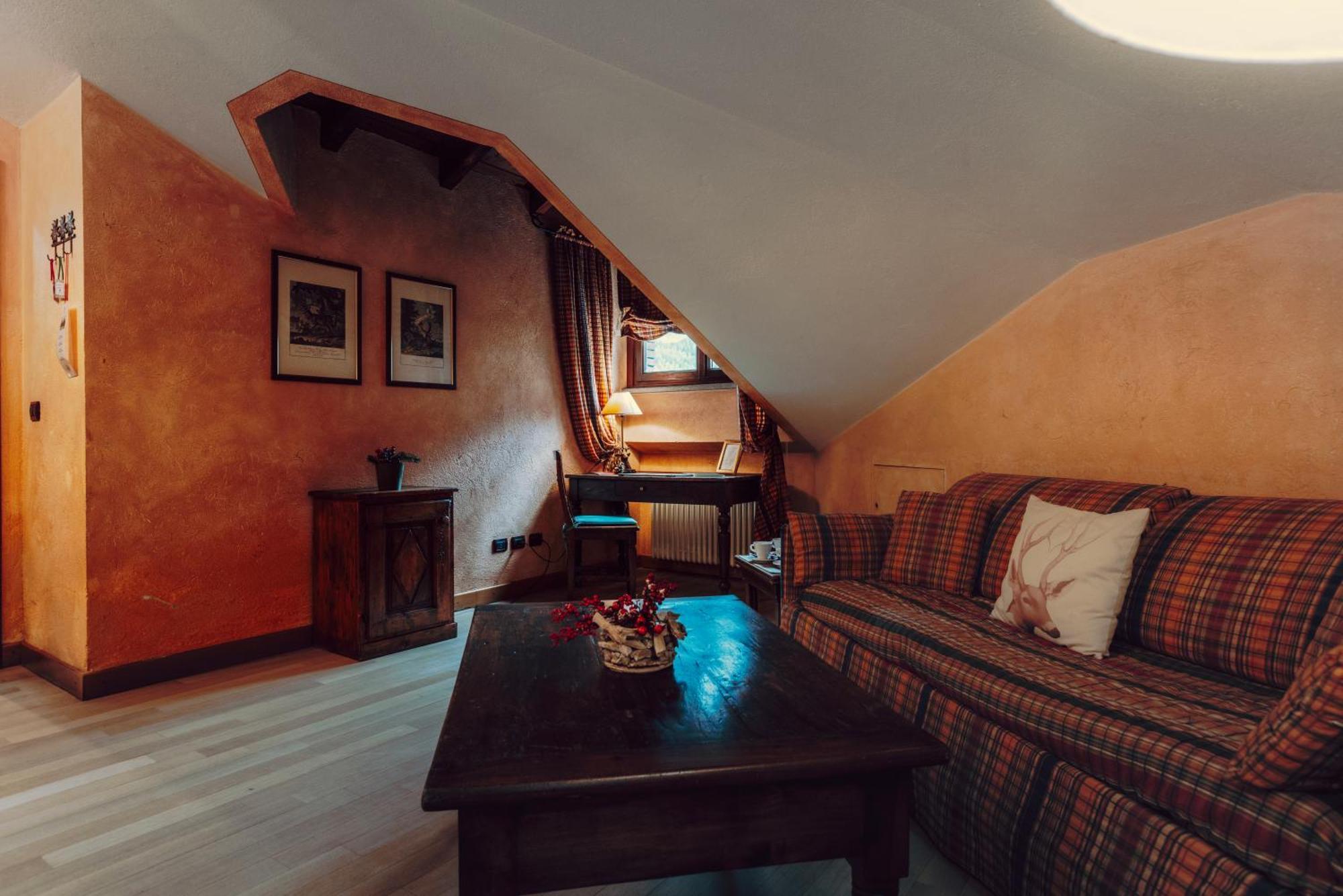Villa Novecento Romantic Hotel - Estella Hotel Collection & Experience Courmayeur Exterior photo